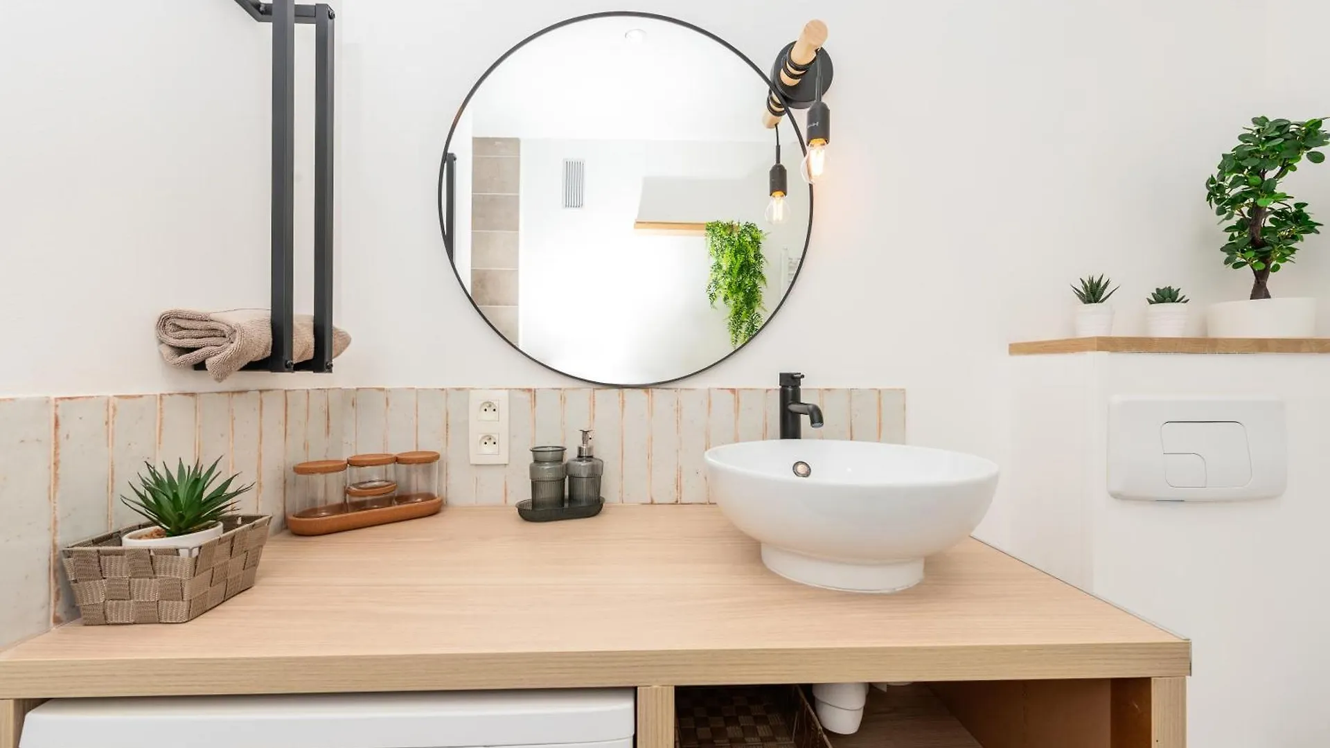 Apartament Castel II - Agreable Deux Pieces - Menton Centre Francja