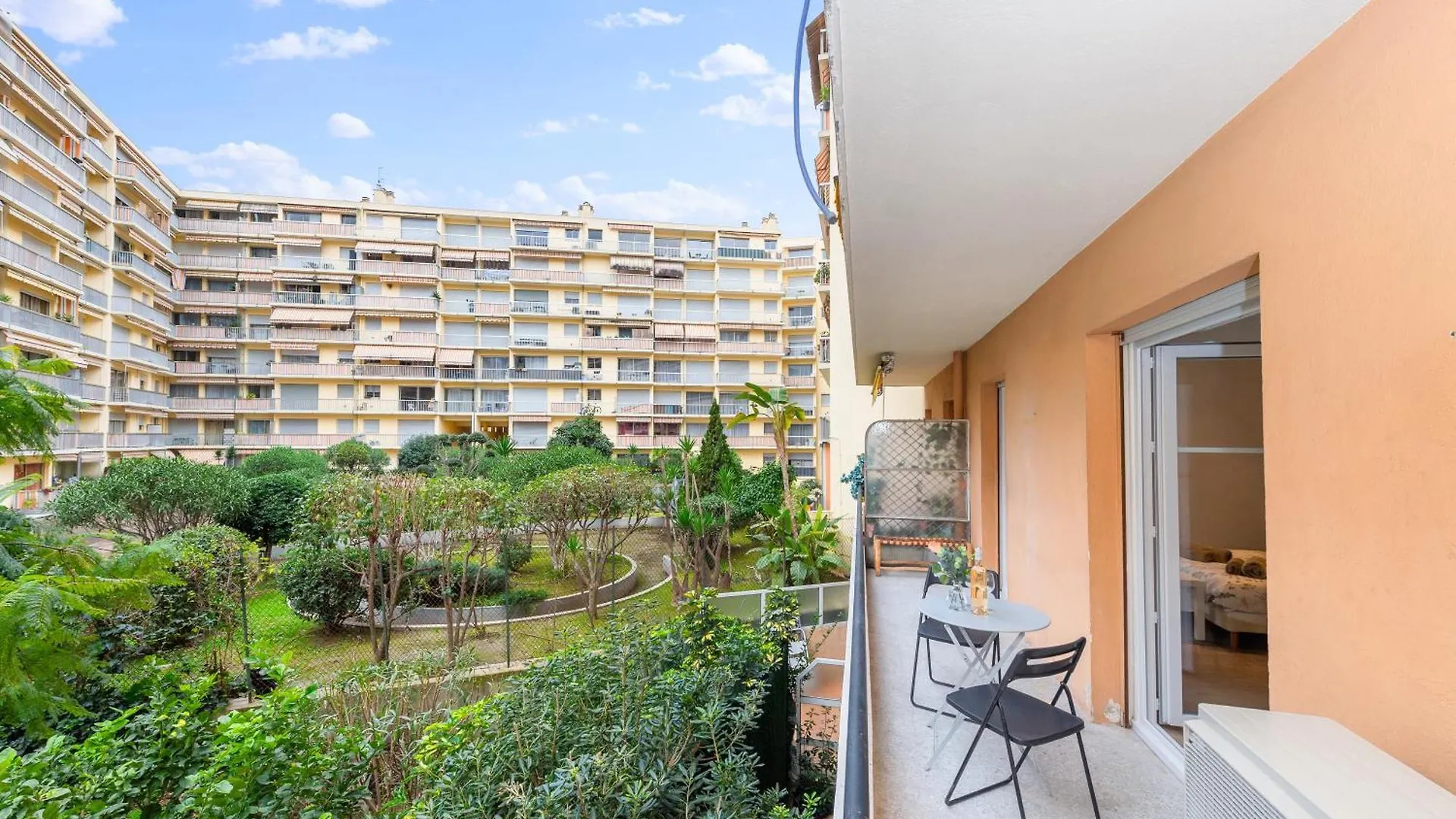 Castel II - Agreable Deux Pieces - Menton Centre Apartment